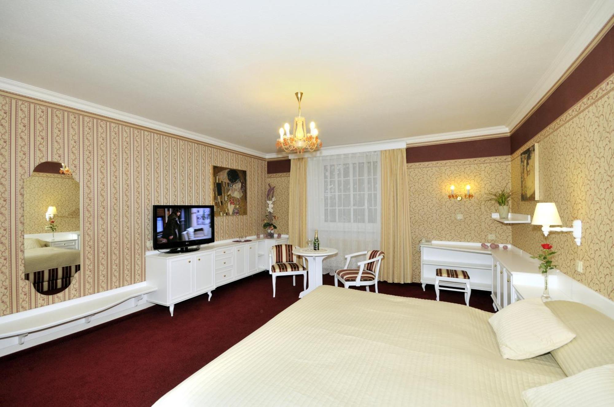 Hotel Ostrov Nymburk Kültér fotó