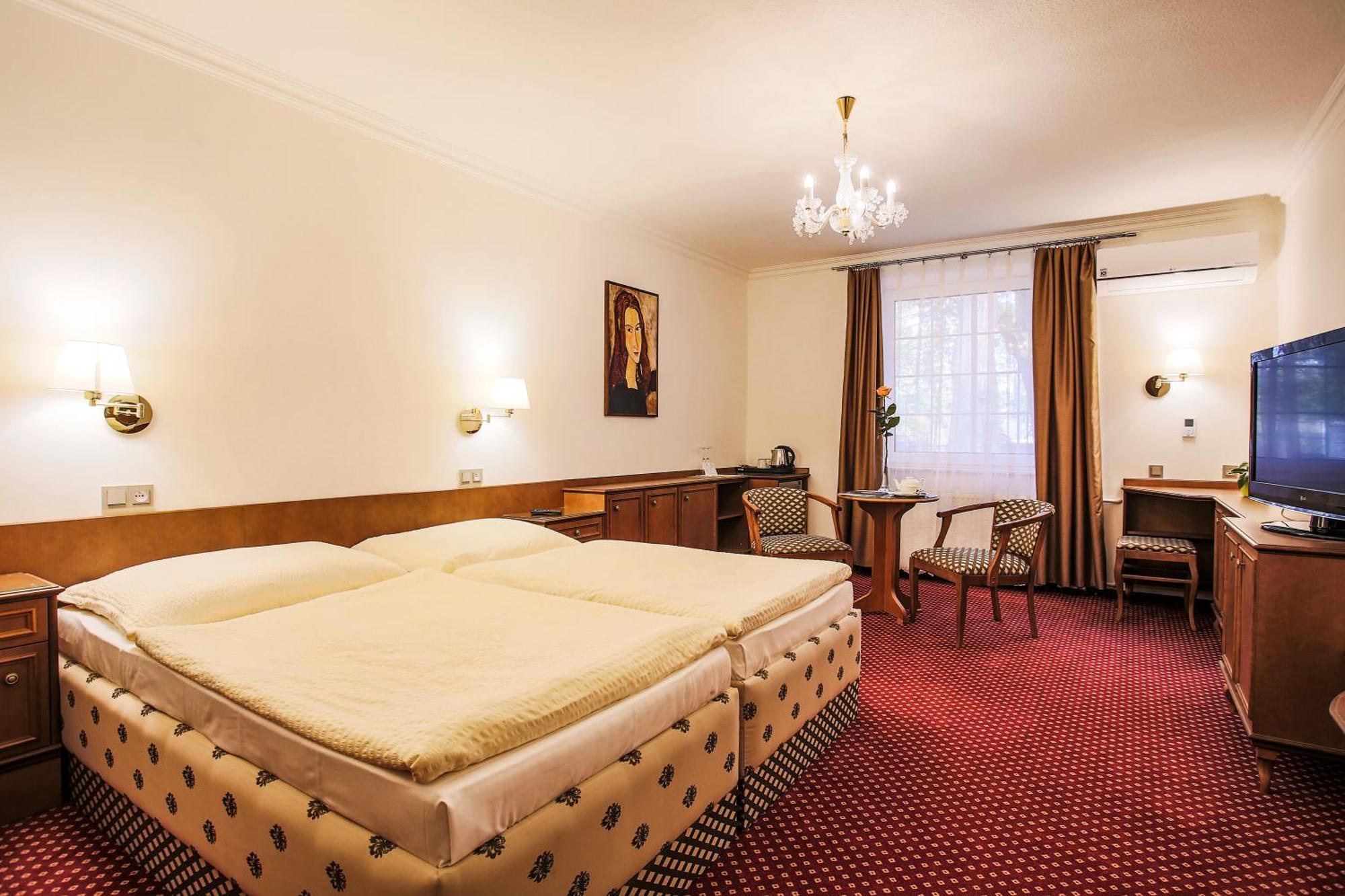 Hotel Ostrov Nymburk Kültér fotó