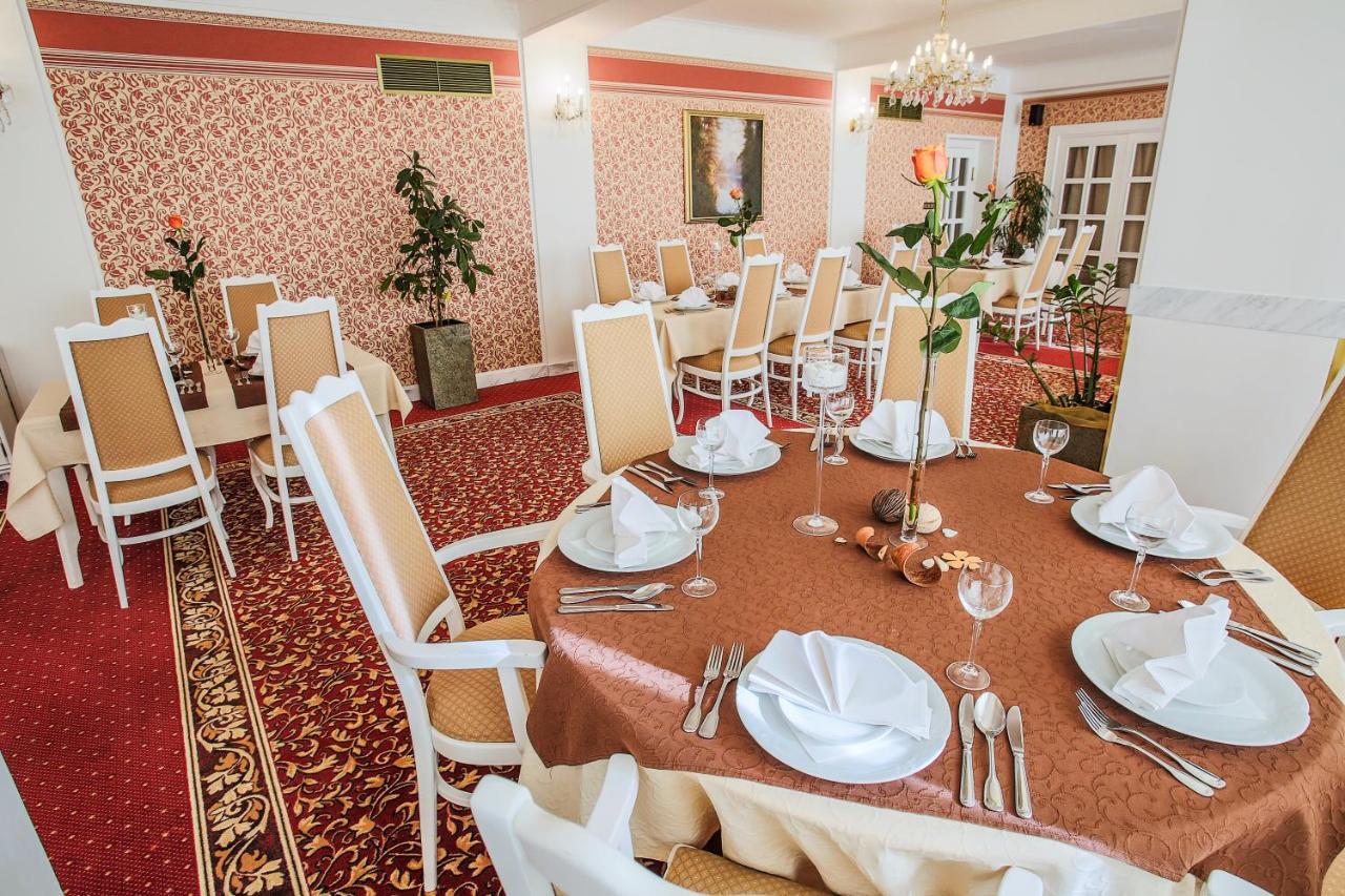 Hotel Ostrov Nymburk Kültér fotó